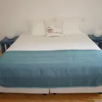 알판데가 아파트먼트