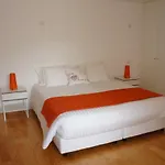 알판데가 아파트먼트 아파트